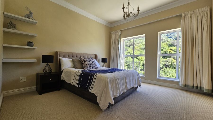 To Let 4 Bedroom Property for Rent in Hout Bay Western Cape